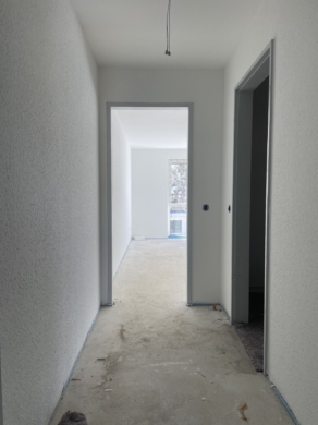 Großzügige Eckwohnung mit Gartenanteil in der TREPTOWER STRAßE 51375 Leverkusen, Erdgeschosswohnung